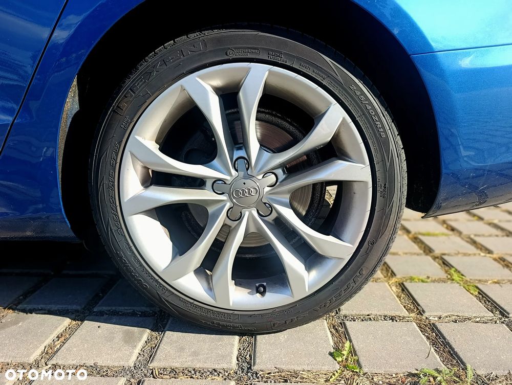 Audi A5 Limousine - 14