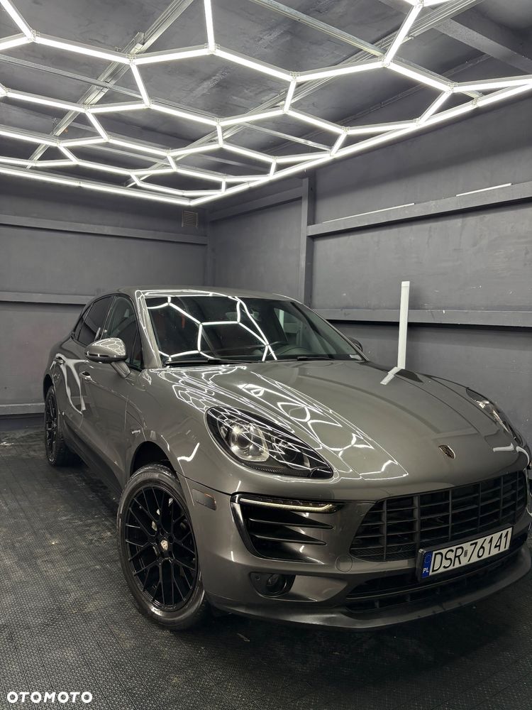 Porsche Macan S - 1