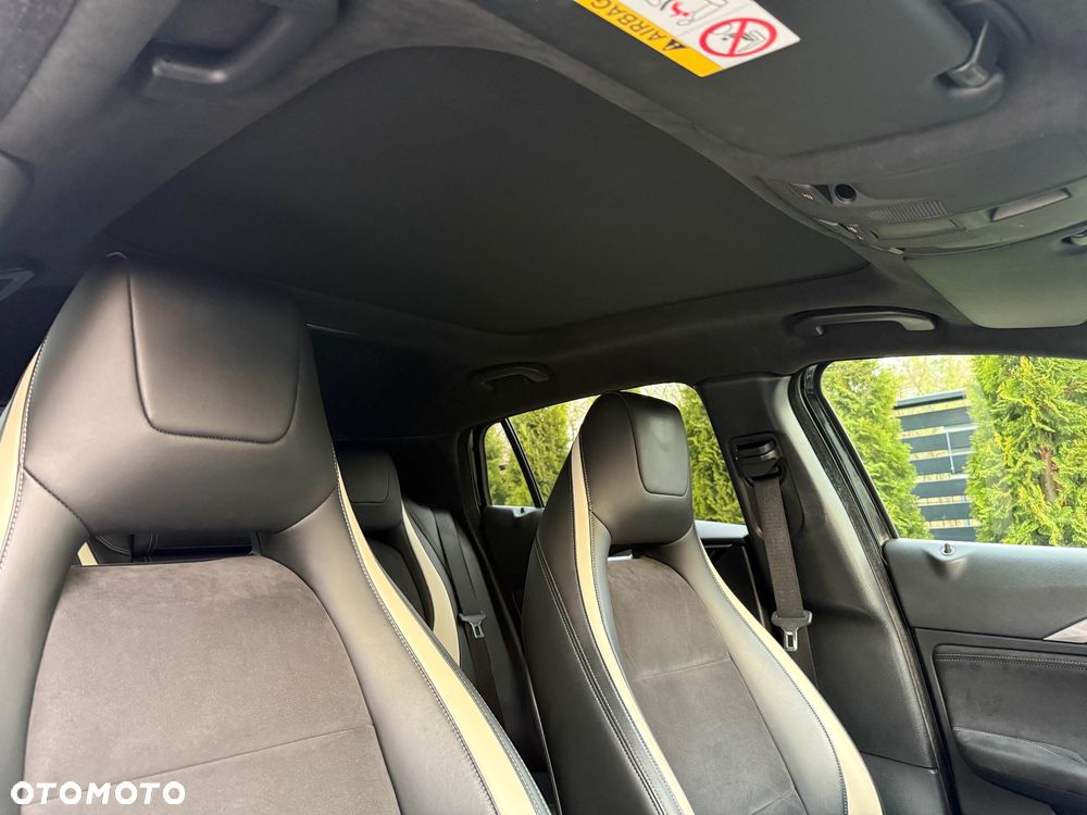 Infiniti Q30 2.2d Sport AWD 7DCT - 26