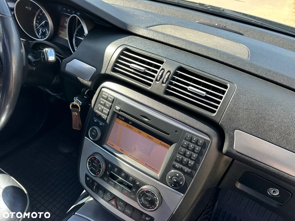 Mercedes-Benz Klasa R 350 BlueTEC L 4Matic 7G-TRONIC DPF - 27