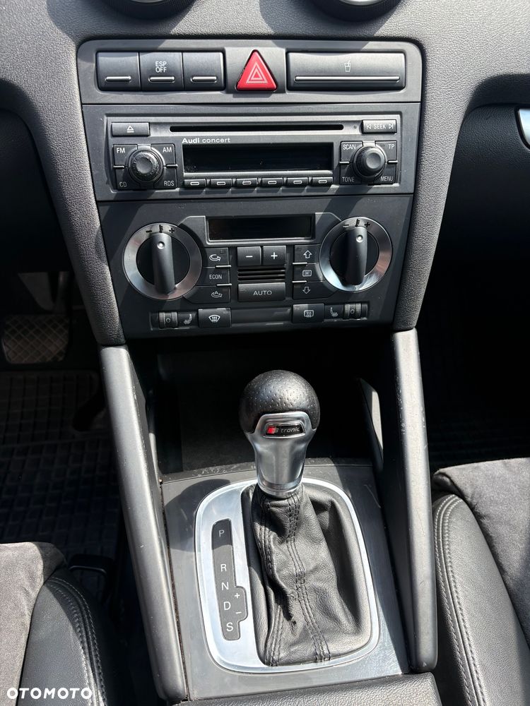 Audi A3 Sportback 3.2 quattro (DSG) S tronic Ambition - 18