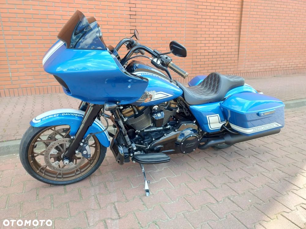 Harley-Davidson Touring Road Glide - 6