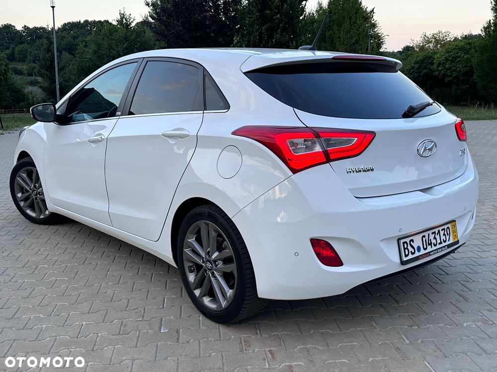 Hyundai i30 blue 1.6 GDI Passion - 4