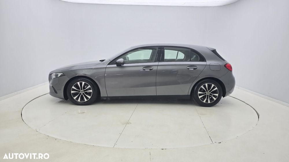 Mercedes-Benz A 180 - 11