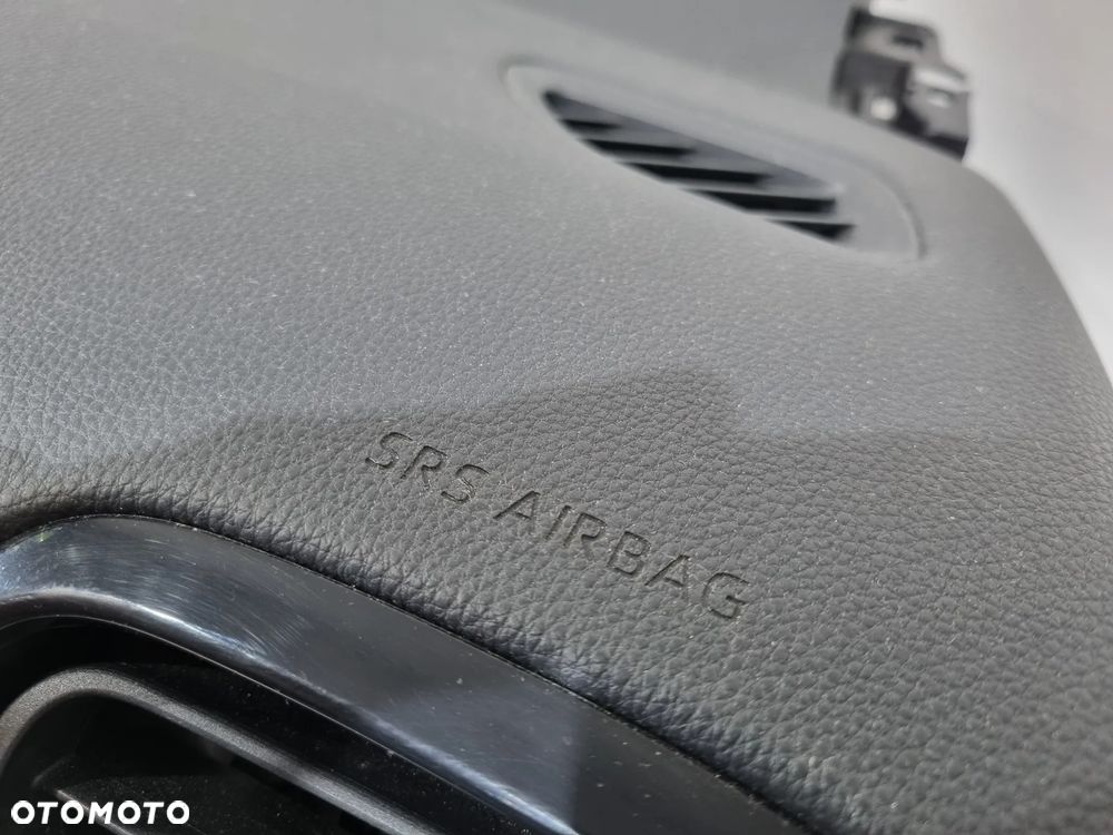 TOYOTA YARIS IV KONSOLA DESKA ROZDZIELCZA KOKPIT AIRBAG KOMPLET ORYGINAŁ EUROPA - 4