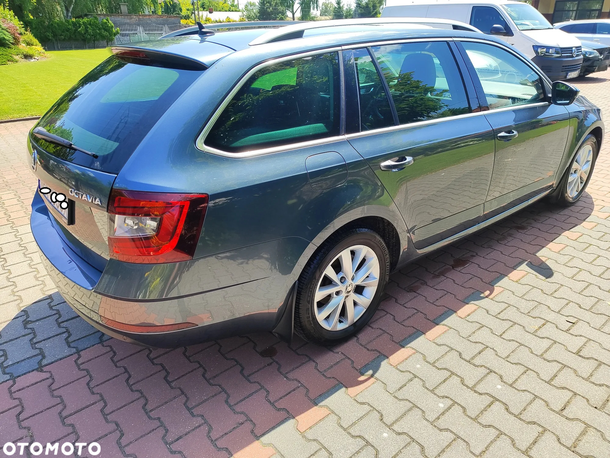 Skoda Octavia 1.6 TDI Style DSG - 8