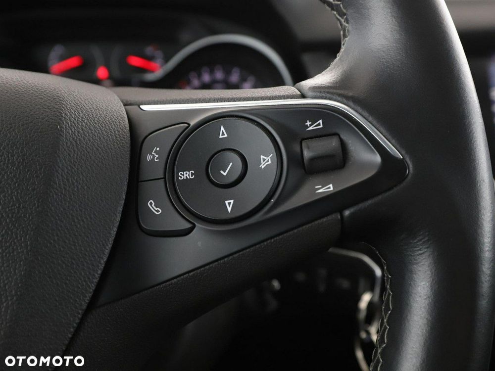 Opel Grandland X 1.2 T GPF Design Line S&S - 32