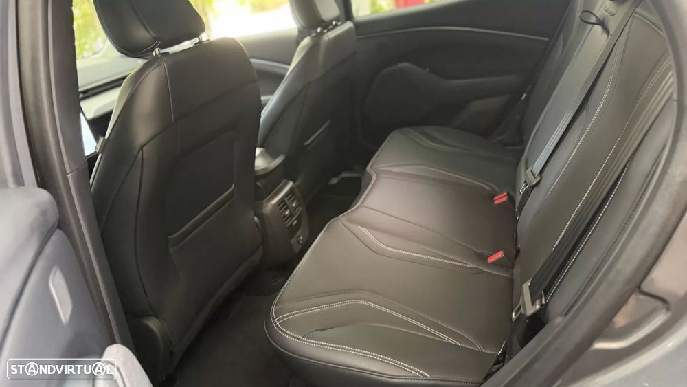 Ford Mustang Mach-E Standard - 13