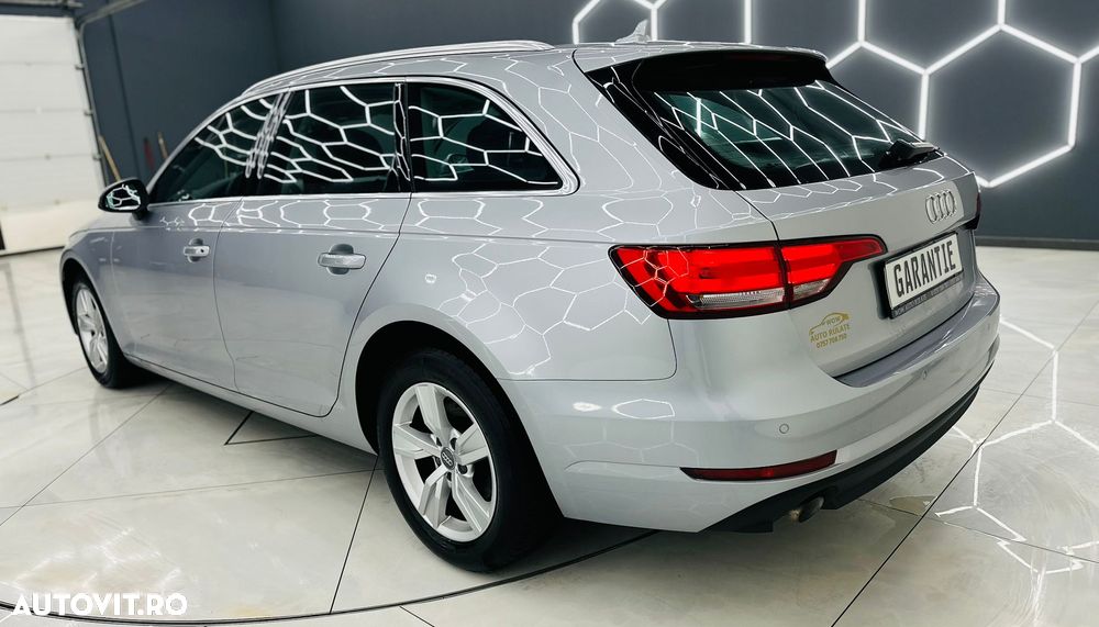 Audi A4 30 TDI S tronic advanced - 3