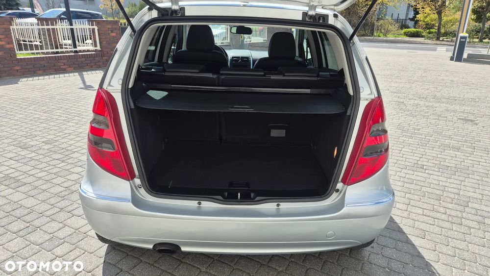 Mercedes-Benz Klasa A 170 Avantgarde - 11