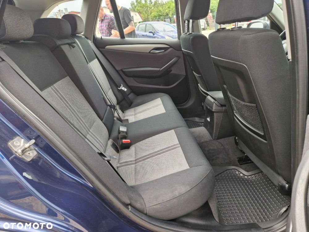 BMW X1 sDrive18i Sport Line - 16