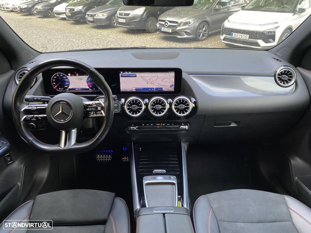 Mercedes-Benz GLA 200 AMG Line - 4