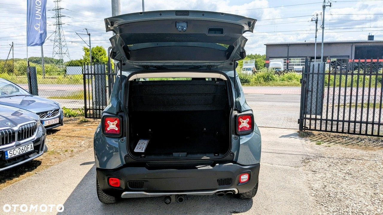 Jeep Renegade - 36