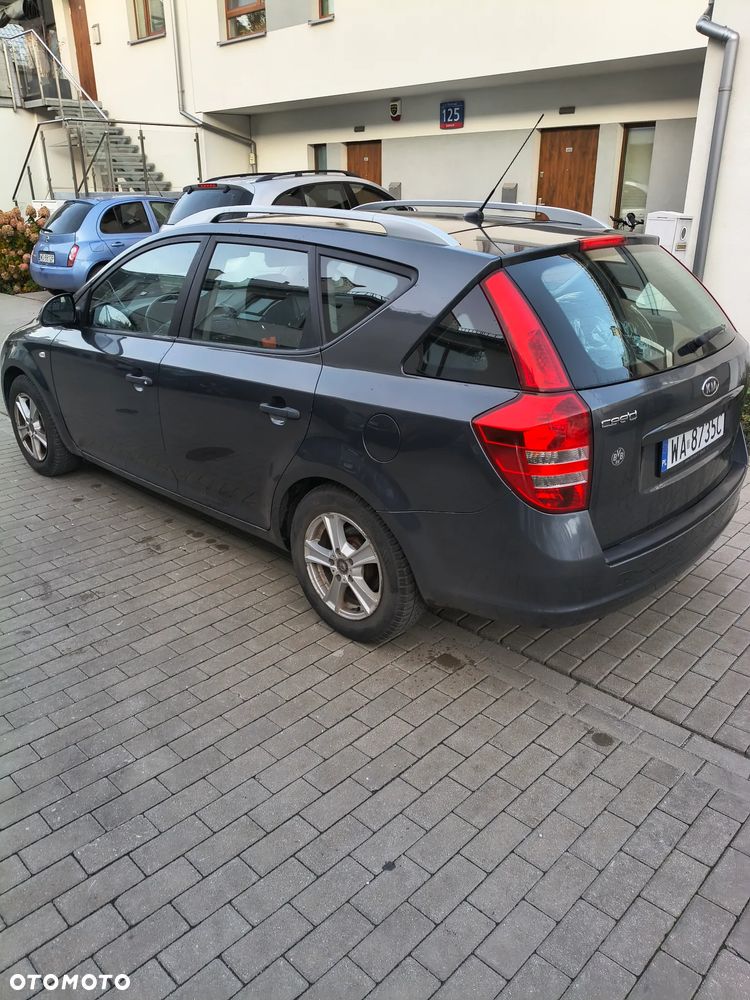 Kia Ceed - 5