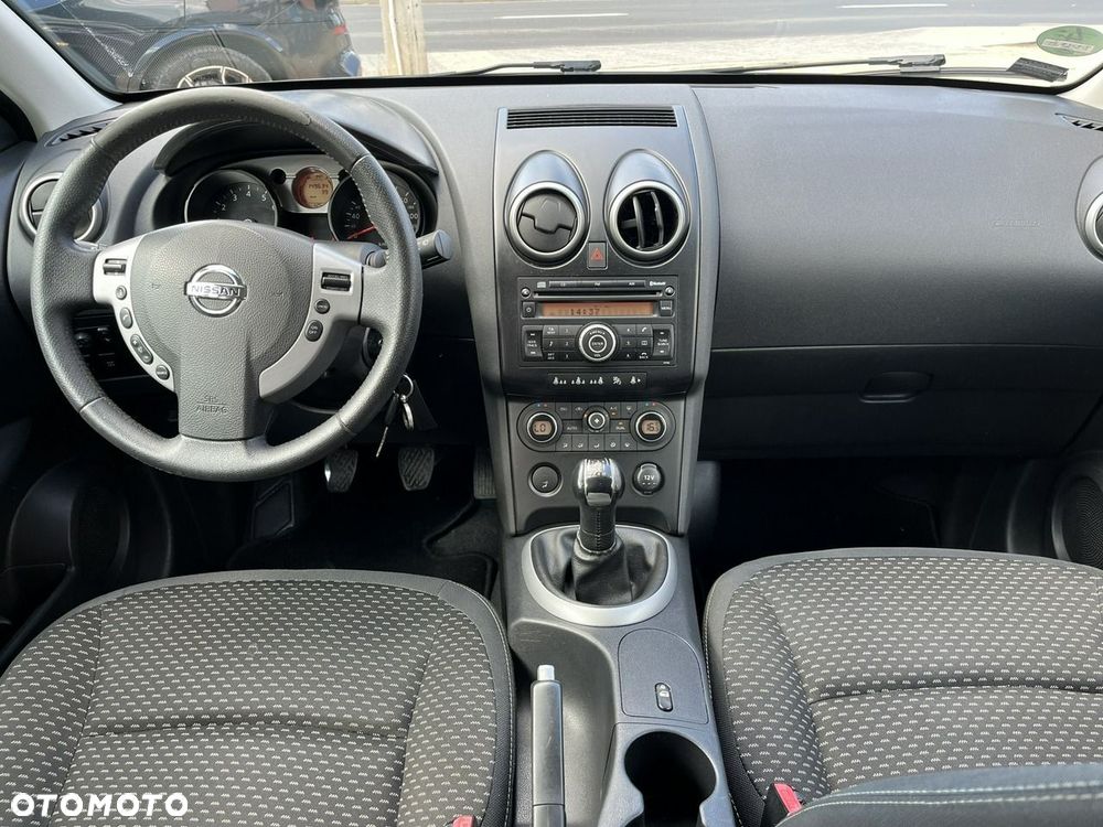 Nissan Qashqai - 14