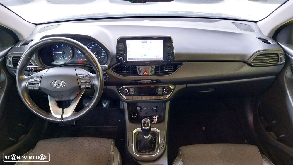 Hyundai i30 SW 1.6 CRDi Comfort - 15