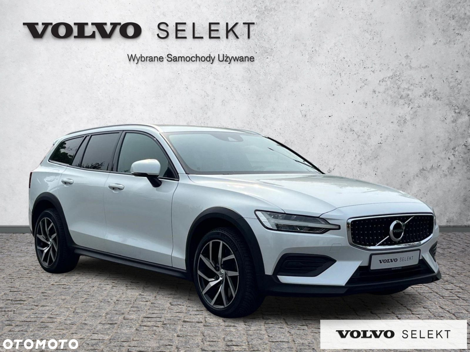Volvo V60 Cross Country - 8