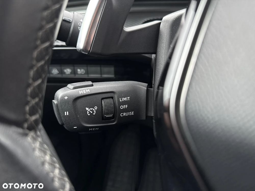 Peugeot 508 1.6 PureTech First Edition S&S EAT8 - 12