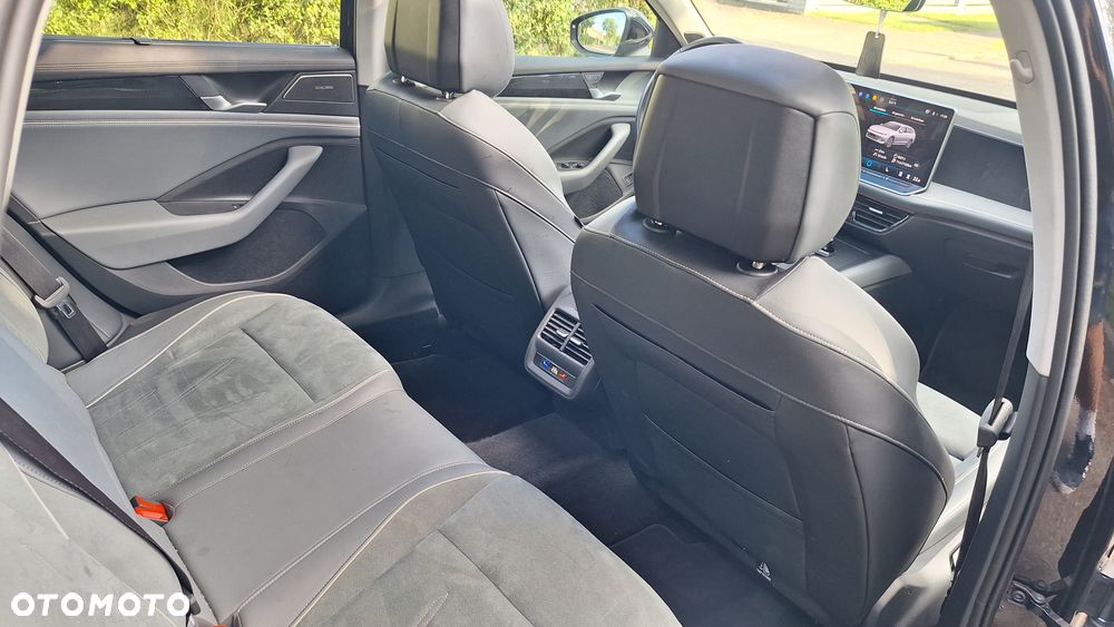 Volkswagen Passat 1.5 TSI OPF DSG Elegance - 32