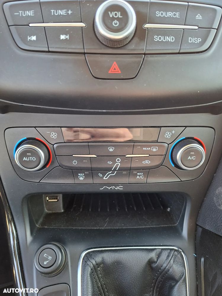 Ford Focus 1.5 TDCi DPF Start-Stopp-System Titanium - 14