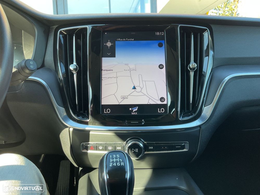 Volvo V60 2.0 D3 - 26