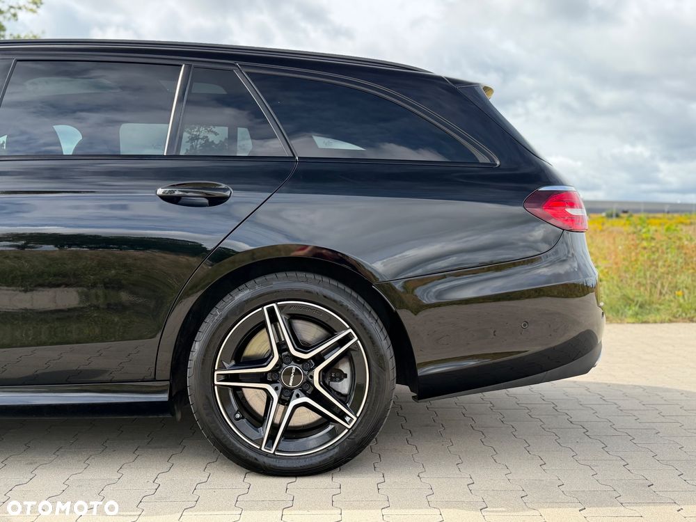 Mercedes-Benz Klasa E 300 de 4Matic 9G-TRONIC AMG Line - 15
