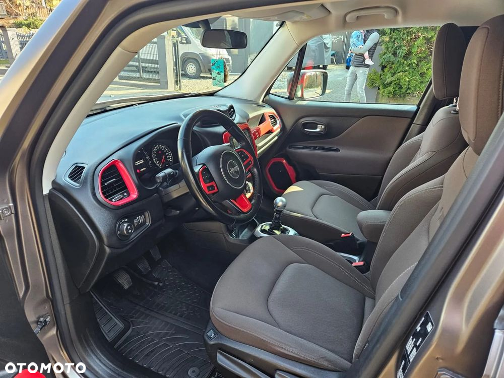 Jeep Renegade 2.0 MultiJet Limited 4WD S&S - 10