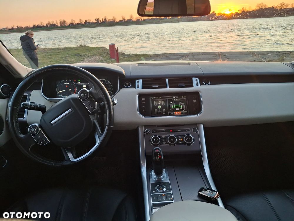 Land Rover Range Rover Sport S 3.0 SD V6 HSE - 14