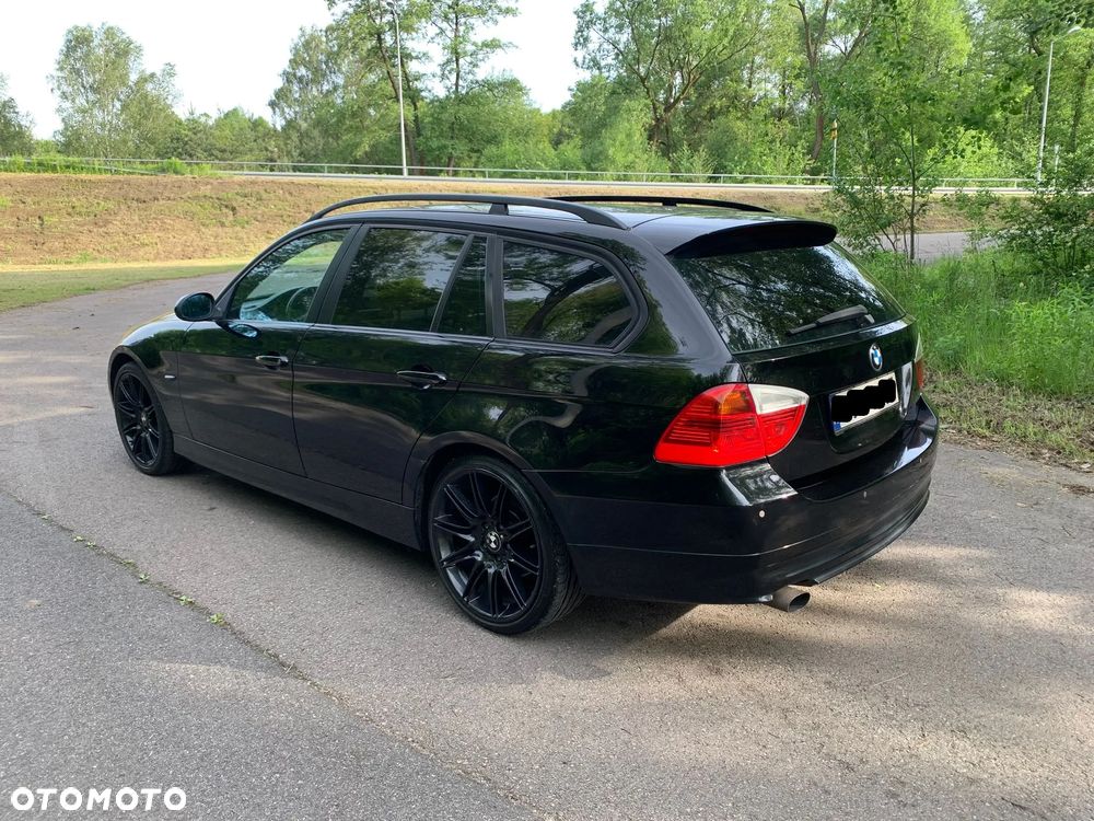 BMW Seria 3 318i - 10