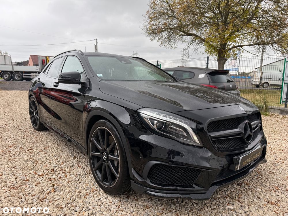 Mercedes-Benz GLA - 7