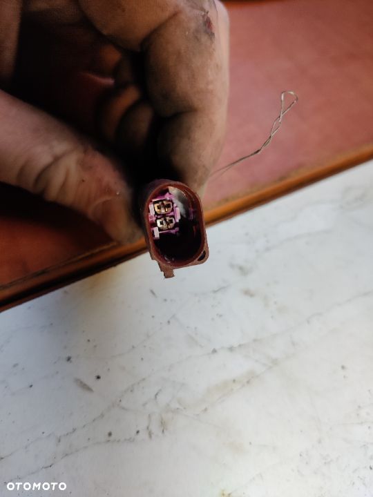 Czujnik temperatury spalin 1.6 TDI Skoda Octavia 3 VW Golf Passat Seat Altea Audi 04L906088AB - 2