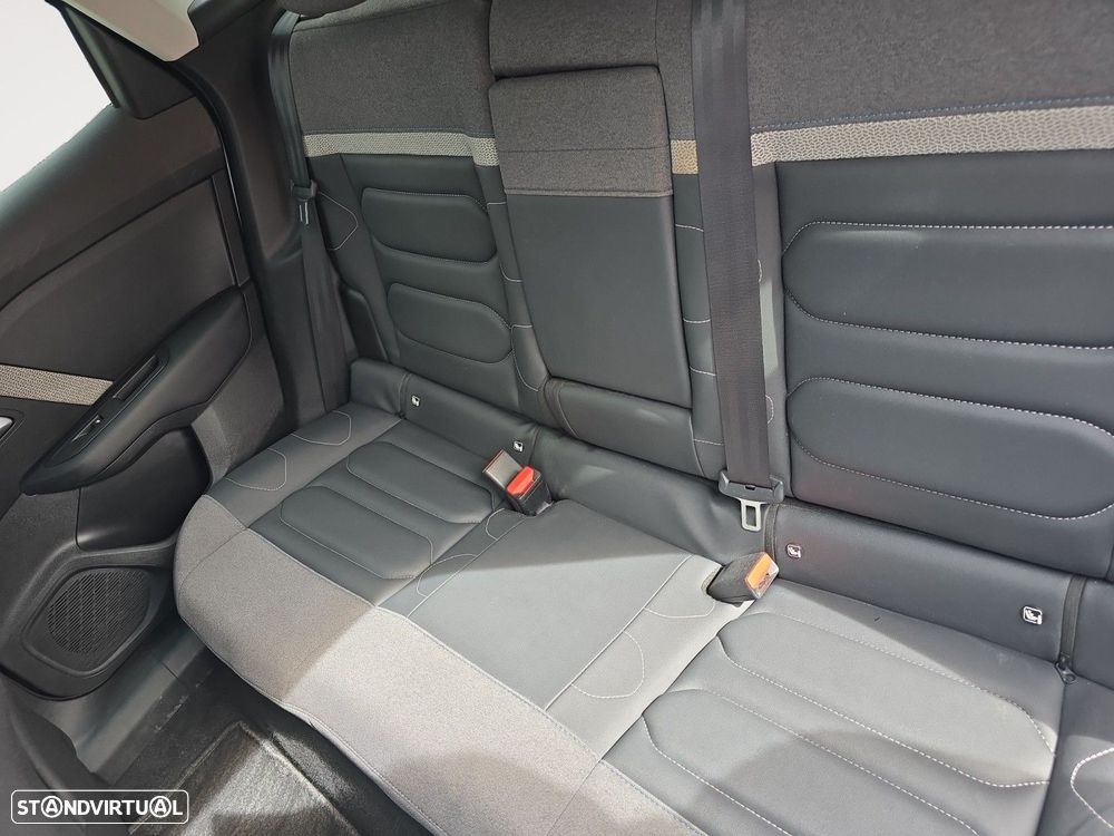 Citroën C4 1.2 PureTech Max EAT8 - 13