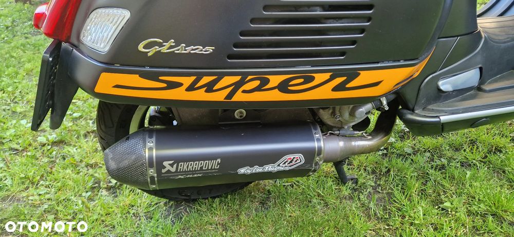 Piaggio Vespa - 9