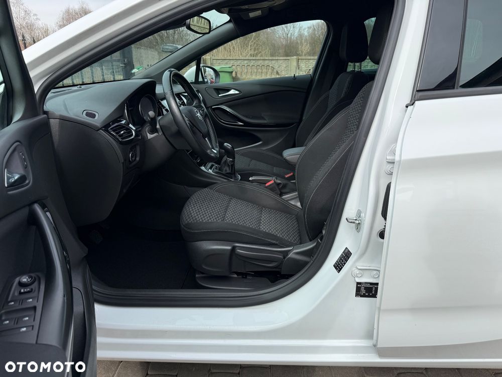 Opel Astra 1.4 Turbo Start/Stop Dynamic - 12