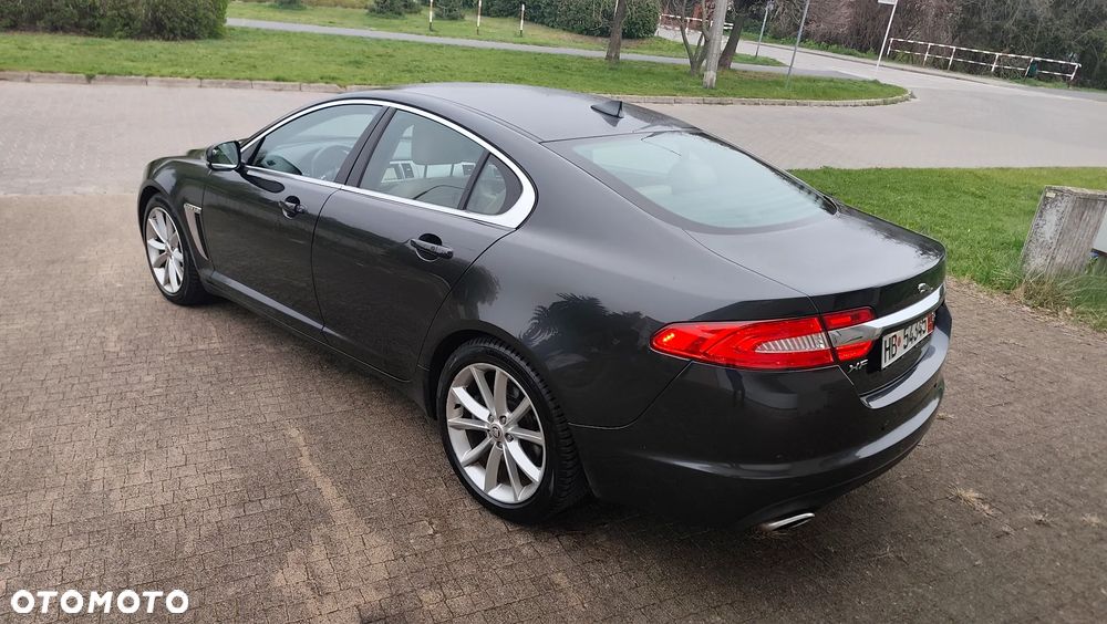 Jaguar XF 3.0 V6 Kompressor AWD - 14