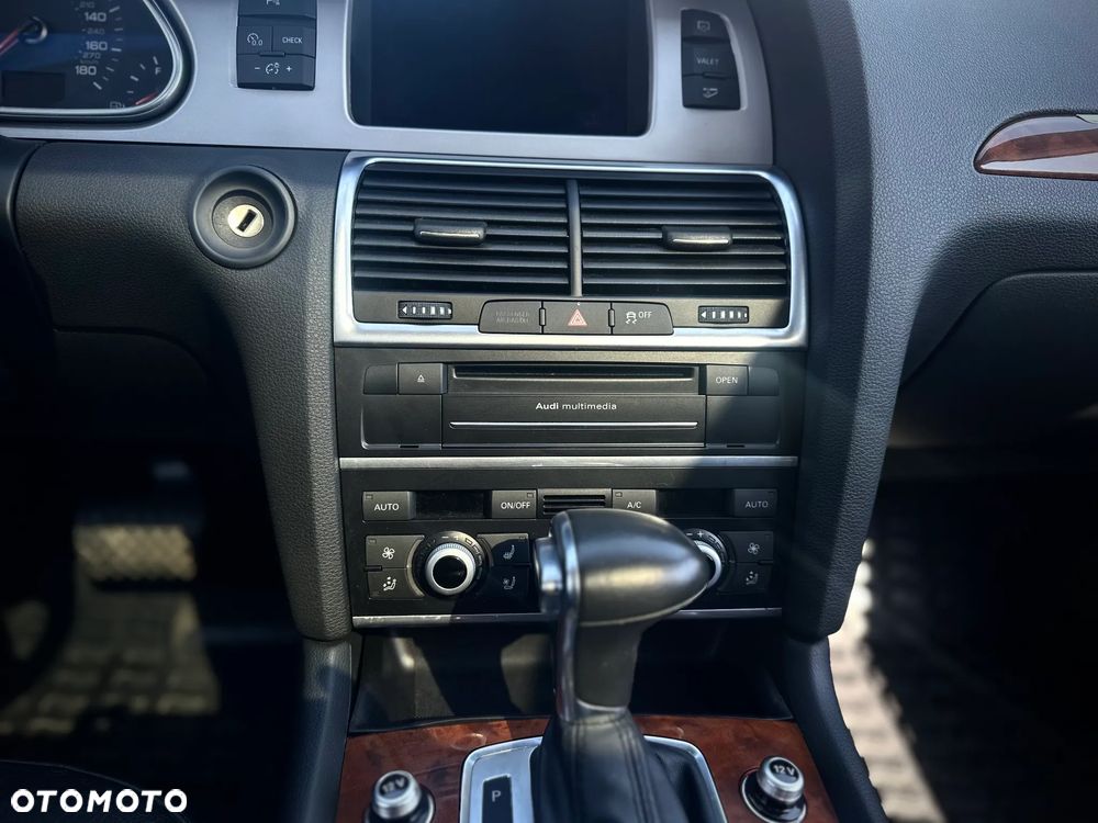 Audi Q7 3.0 TFSI Quattro Tiptr - 28