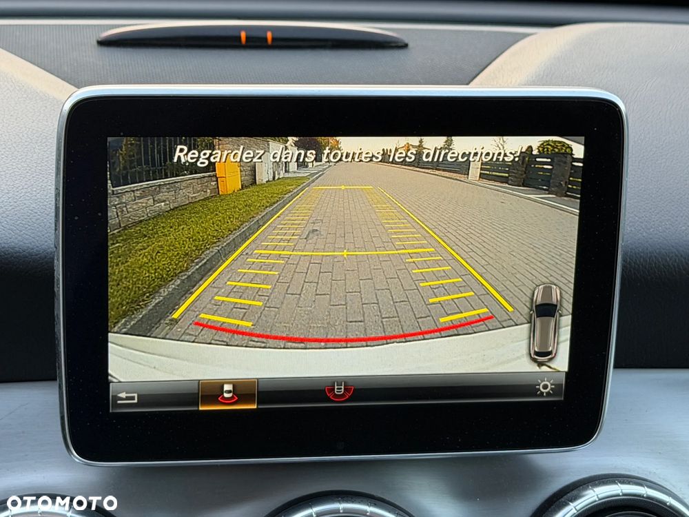 Mercedes-Benz CLA 200 d 4Matic 7G-DCT AMG Line - 18