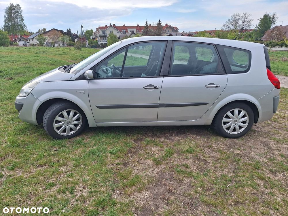 Renault Scenic - 7
