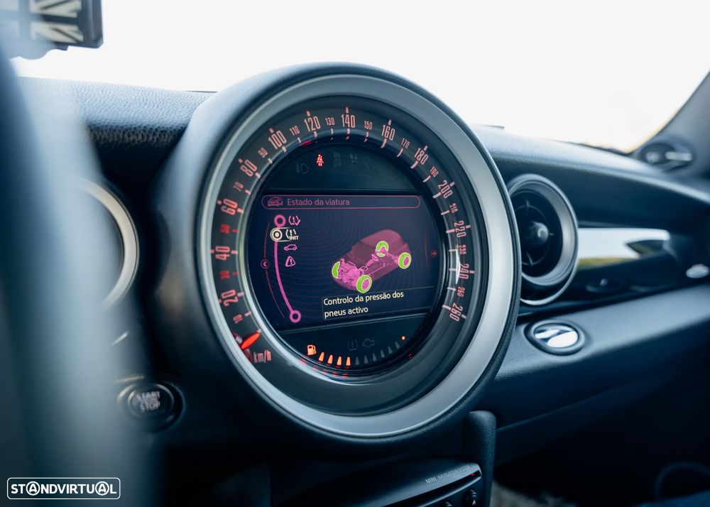 MINI 3 Portas John Cooper Works - 35