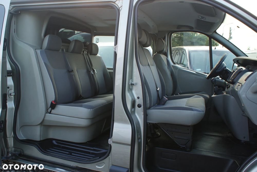 Opel Vivaro - 9