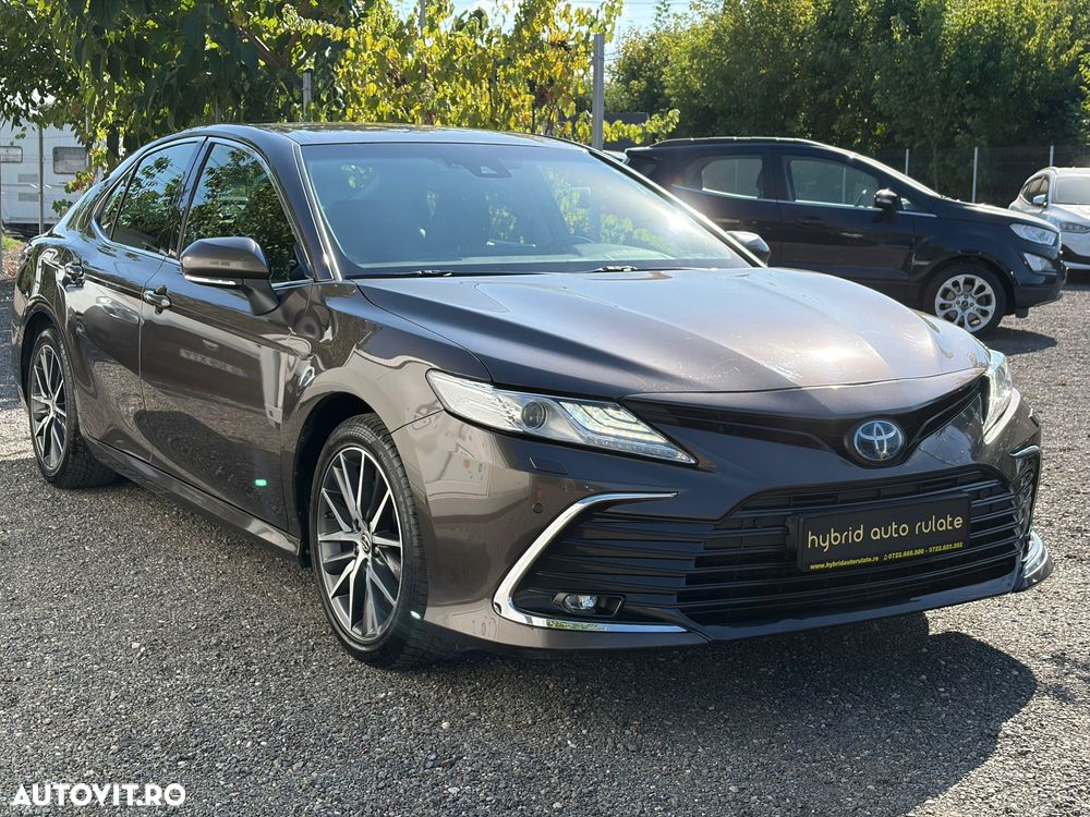 Toyota Camry 2.5 Exclusive - 6