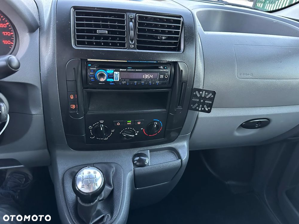 Peugeot Expert - 9