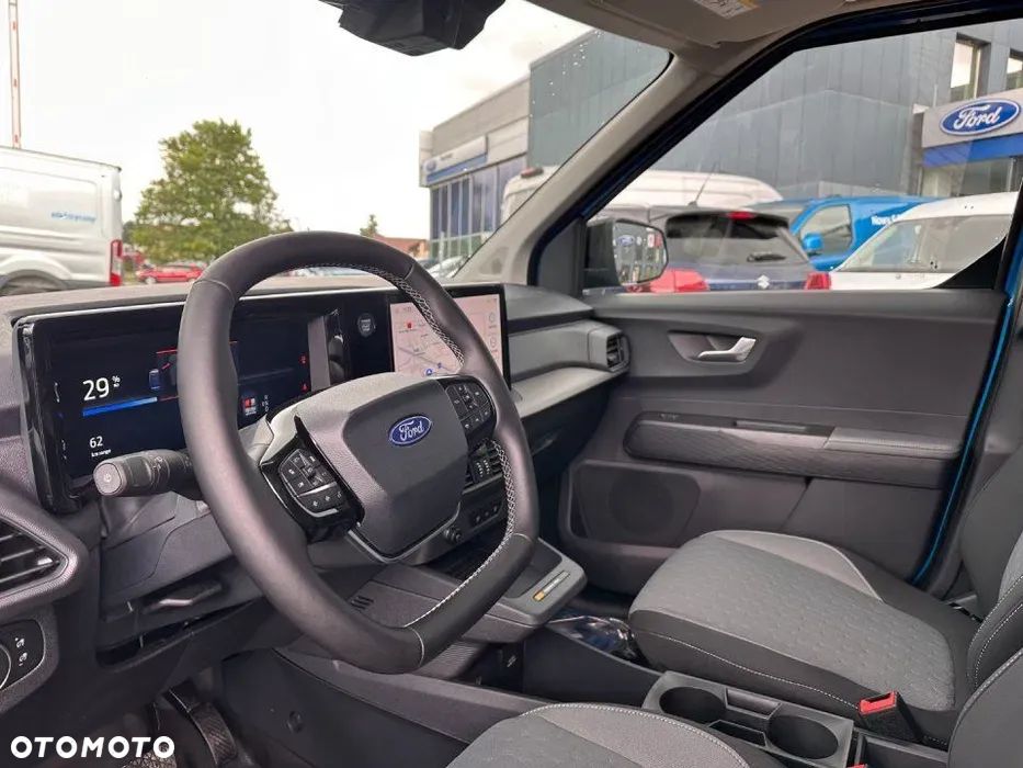 Ford TRANSIT COURIER VAN - 2