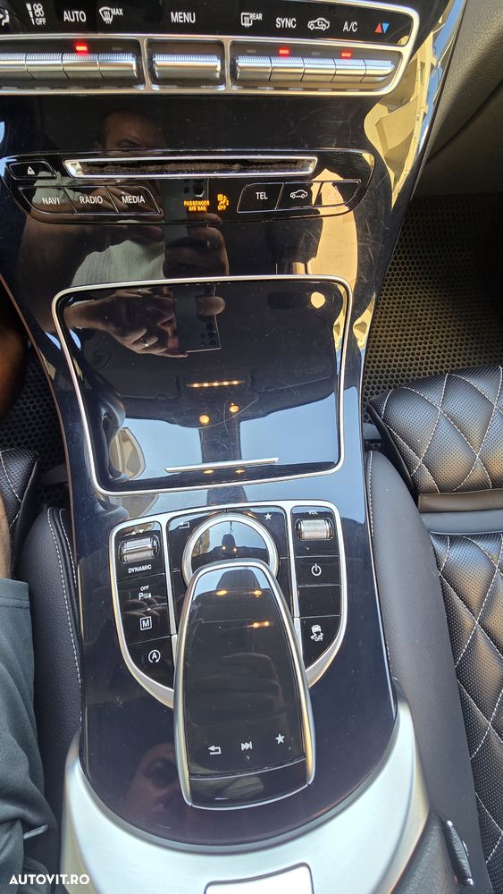 Mercedes-Benz GLC 220 d 4MATIC - 9