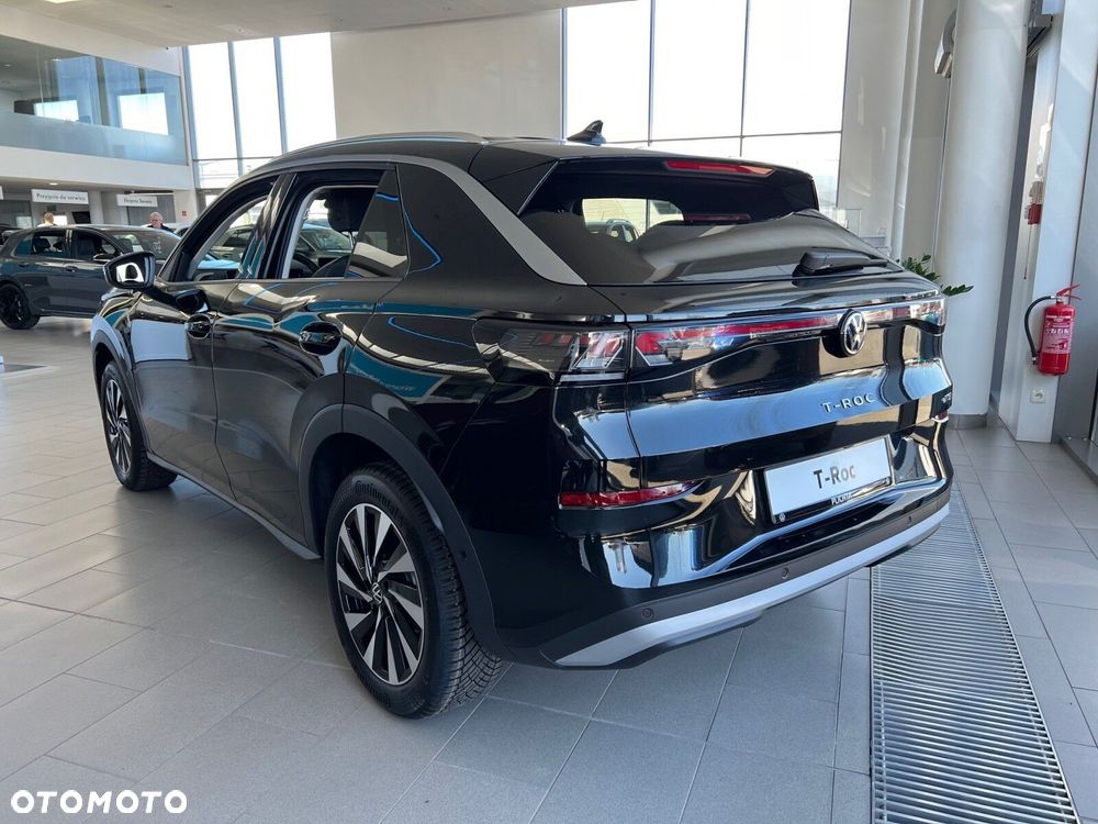 Volkswagen T-Roc - 4