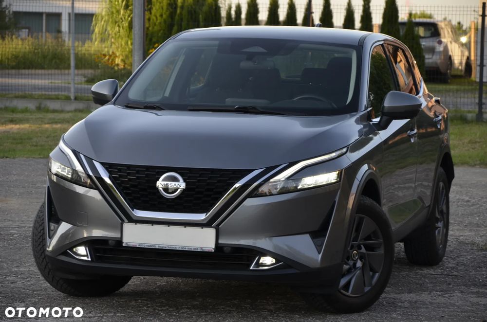 Nissan Qashqai - 1