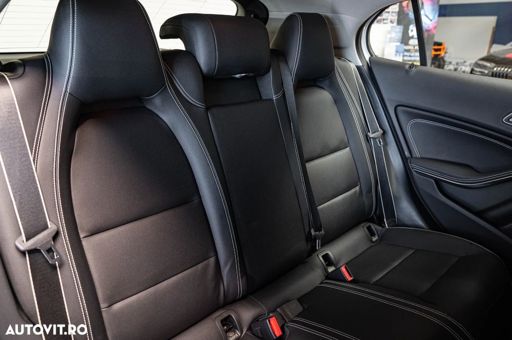 Mercedes-Benz GLA 250 7G-DCT UrbanStyle Edition - 8
