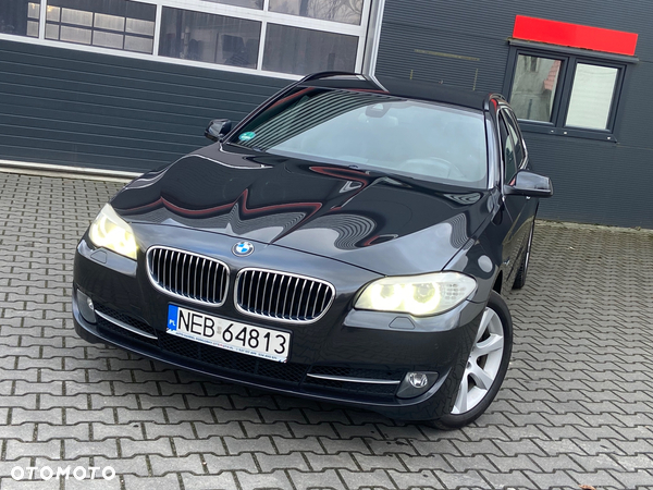 BMW Seria 5 525d xDrive Touring Modern Line