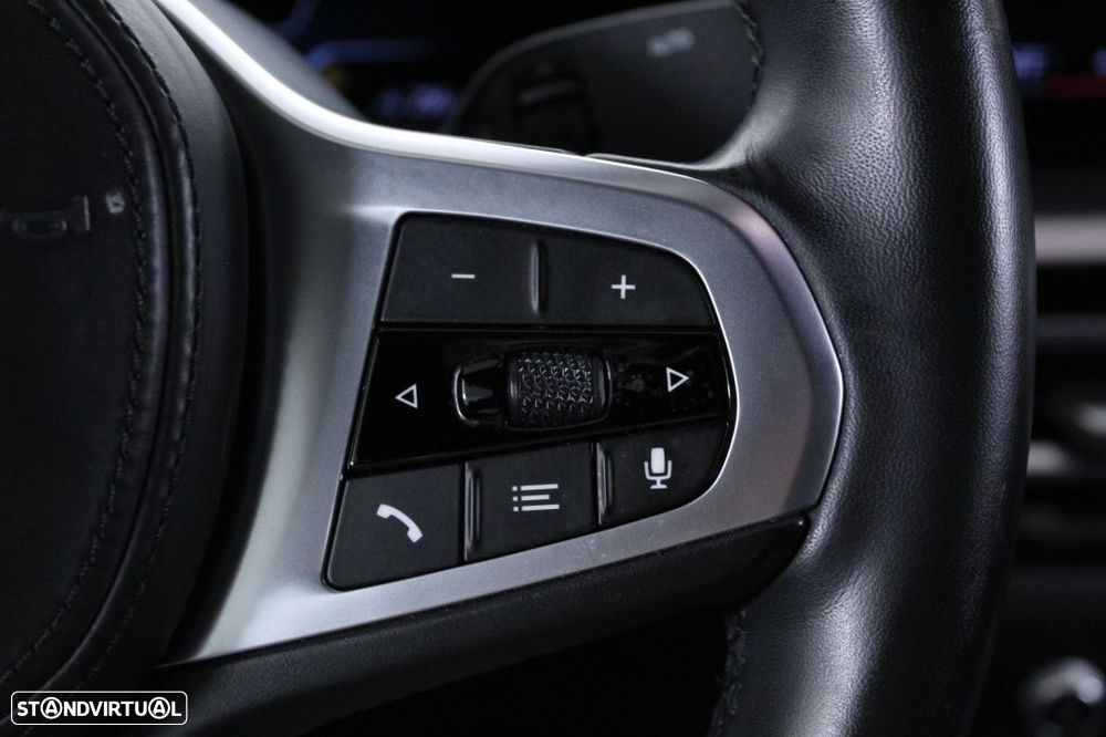 BMW i4 eDrive40 Pack Desportivo M - 24