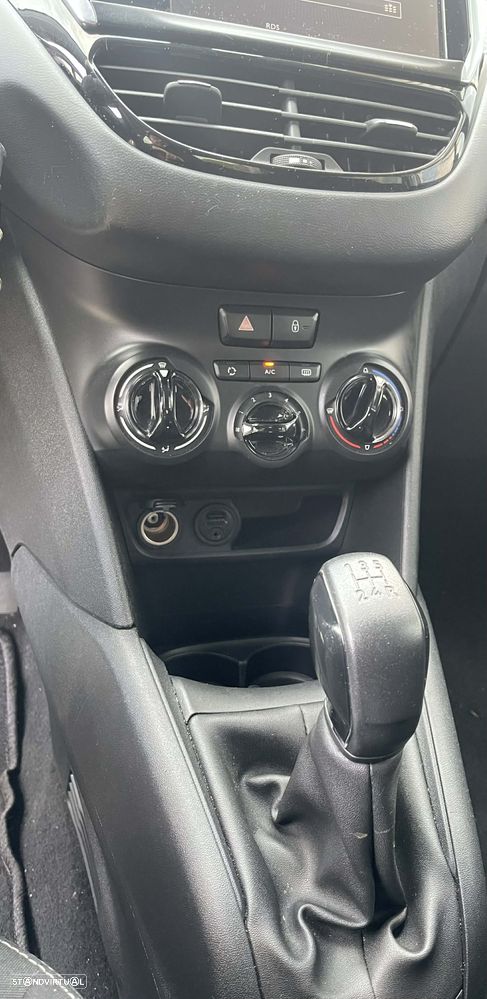 Peugeot 208 1.6 BlueHDi Allure - 3